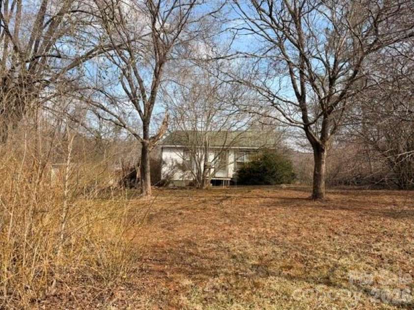 1081 Ashworth Road, Marion, NC 28752.  MLS# CAR4385439, YatesRealty ID 27205. 
