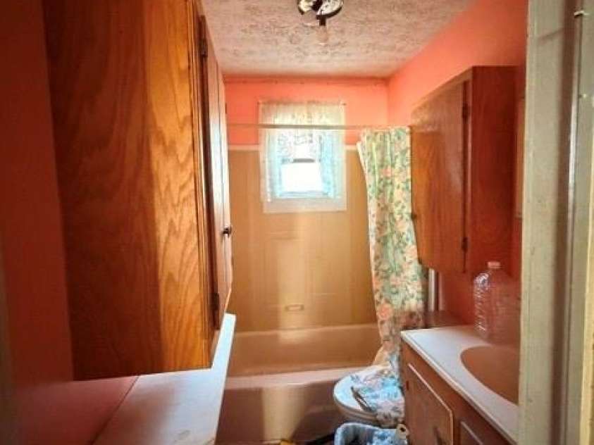1081 Ashworth Road, Marion, NC 28752.  MLS# CAR4385439, YatesRealty ID 27205. 