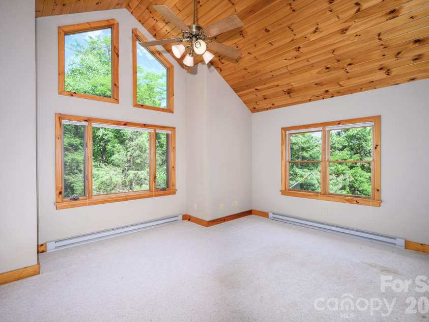 1299 Pine Ridge Road, Burnsville, NC 28714.  MLS# CAR4387653, YatesRealty ID 27207. 