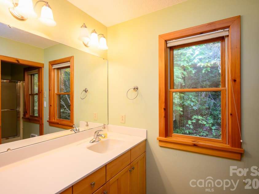 1299 Pine Ridge Road, Burnsville, NC 28714.  MLS# CAR4387653, YatesRealty ID 27207. 