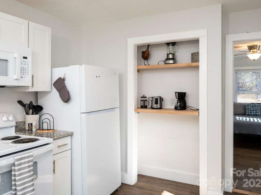 18 Oteen Park Place, Asheville, NC 28805.  MLS# CAR4282740, YatesRealty ID 27208. Unit 20-Coffee Nook and Storage