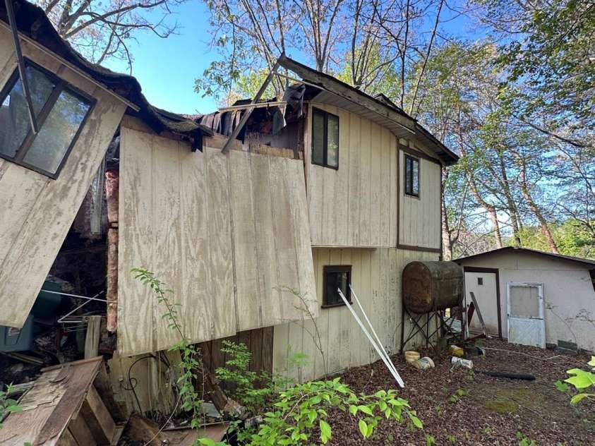 33 Timothy Way, Pisgah Forest, NC 28768.  MLS# CAR4388628, YatesRealty ID 27208. 