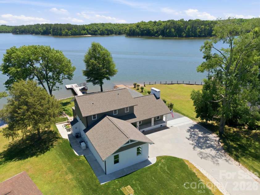 420 Skysail Road, Salisbury, NC 28146.  MLS# CAR4389093, YatesRealty ID 27209. 