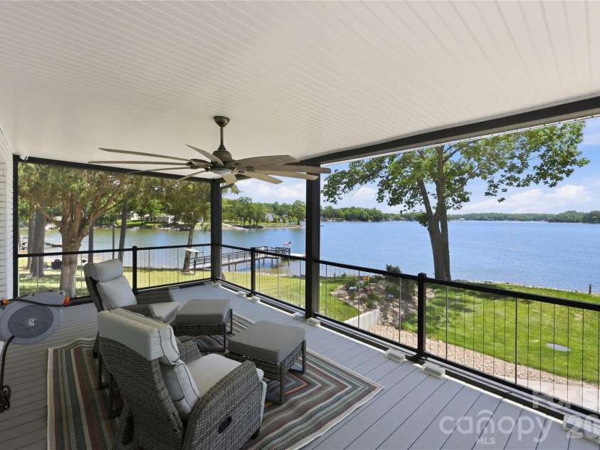420 Skysail Road, Salisbury, NC 28146.  MLS# CAR4389093, YatesRealty ID 27209. Screened in porch off kitchen