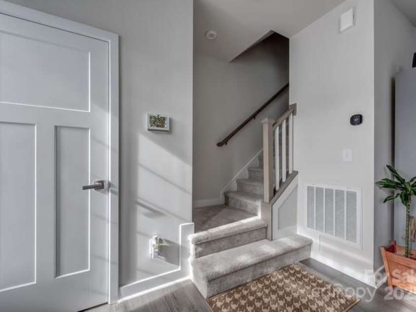 2144 Autumn Cyprus Avenue, Gastonia, NC 28054.  MLS# CAR4283460, YatesRealty ID 27210. 