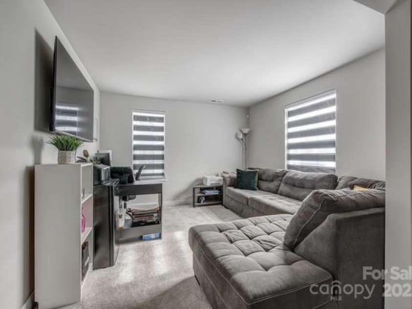 2144 Autumn Cyprus Avenue, Gastonia, NC 28054.  MLS# CAR4283460, YatesRealty ID 27210. 