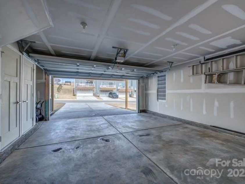 2144 Autumn Cyprus Avenue, Gastonia, NC 28054.  MLS# CAR4283460, YatesRealty ID 27210. 