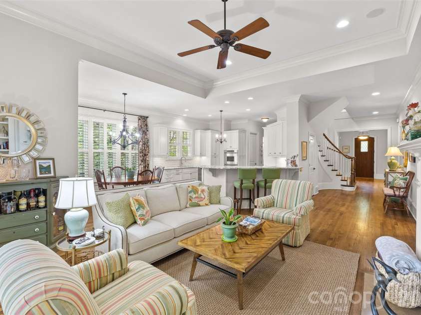 3415 Indian Meadows Lane, Charlotte, NC 28210.  MLS# CAR4389019, YatesRealty ID 27210. 
