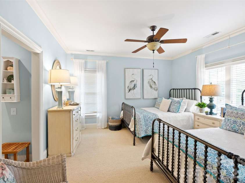 3415 Indian Meadows Lane, Charlotte, NC 28210.  MLS# CAR4389019, YatesRealty ID 27210. 