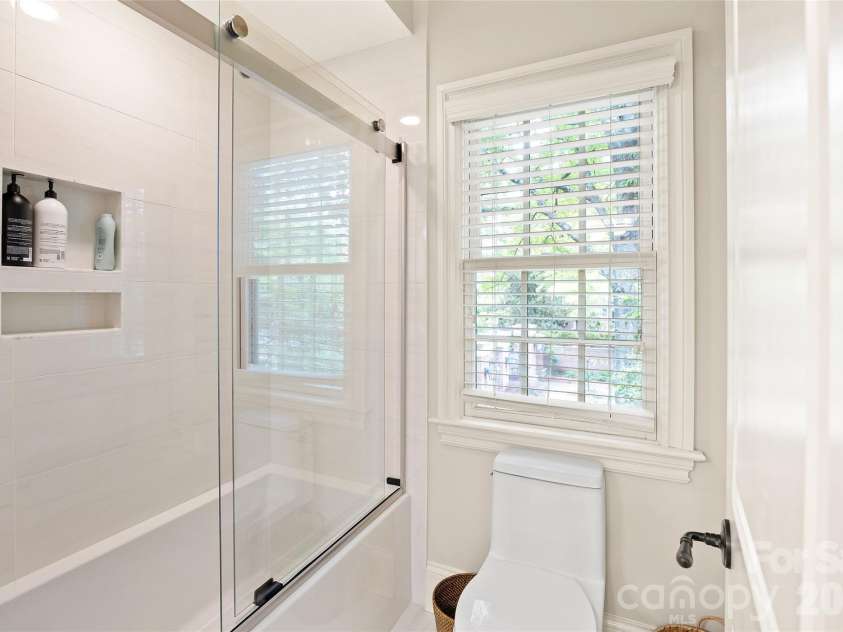 3415 Indian Meadows Lane, Charlotte, NC 28210.  MLS# CAR4389019, YatesRealty ID 27210. 