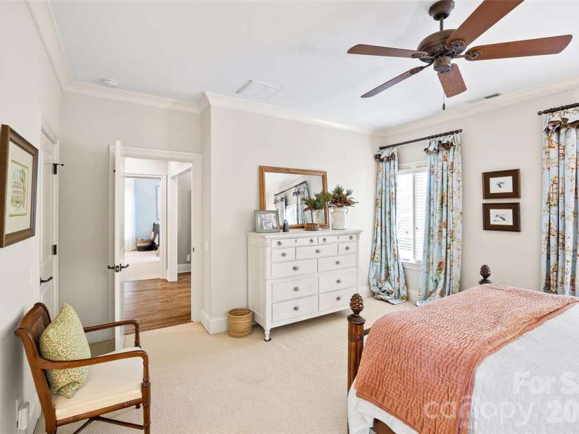 3415 Indian Meadows Lane, Charlotte, NC 28210.  MLS# CAR4389019, YatesRealty ID 27210. 