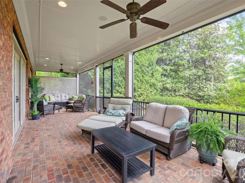 3415 Indian Meadows Lane, Charlotte, NC 28210.  MLS# CAR4389019, YatesRealty ID 27210. 