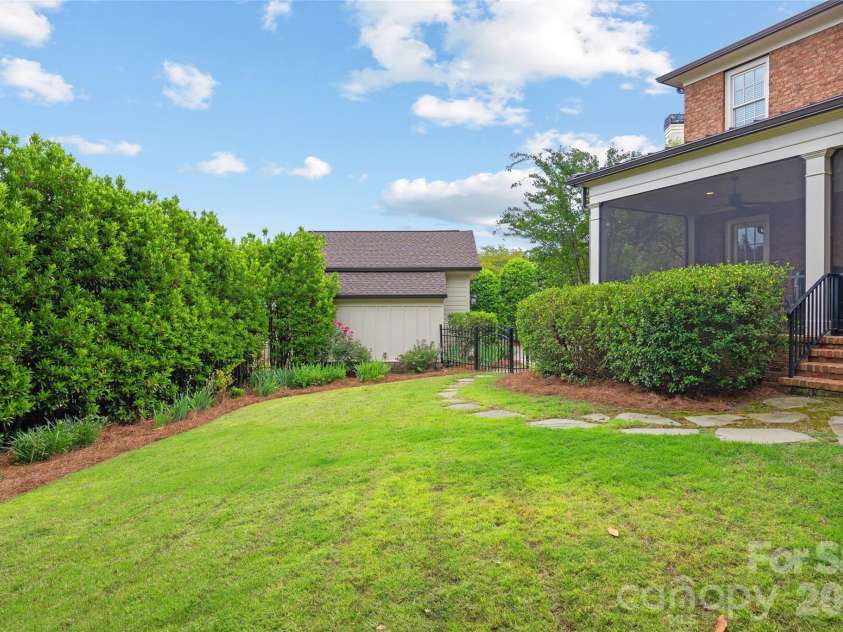 3415 Indian Meadows Lane, Charlotte, NC 28210.  MLS# CAR4389019, YatesRealty ID 27210. 