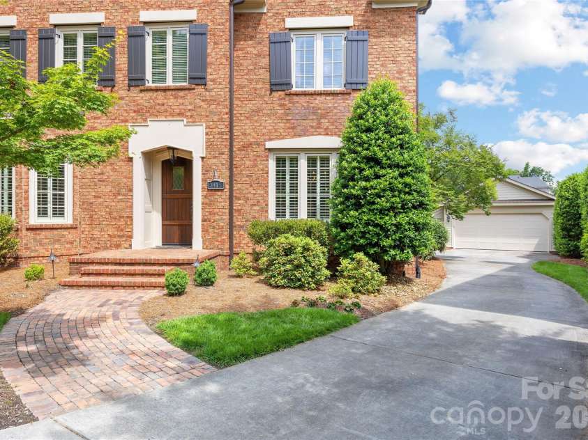 3415 Indian Meadows Lane, Charlotte, NC 28210.  MLS# CAR4389019, YatesRealty ID 27210. 