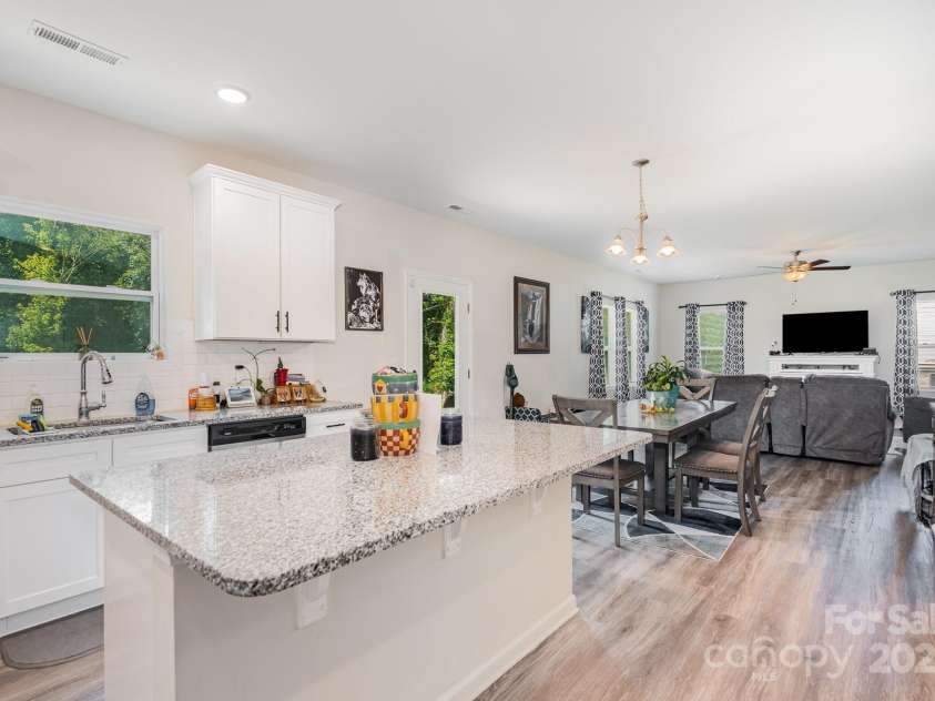 3536 Driftwood Drive, Gastonia, NC 28056.  MLS# CAR4283534, YatesRealty ID 27211. 