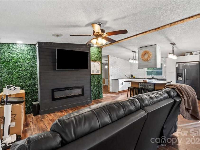 1050 Gold Mine Drive, Catawba, NC 28609.  MLS# CAR4281990, YatesRealty ID 27212. 