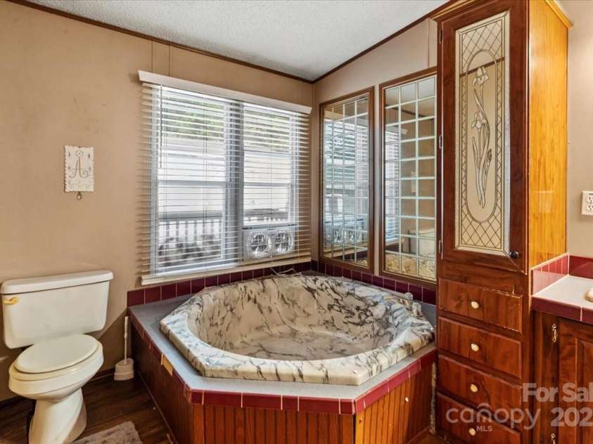 1050 Gold Mine Drive, Catawba, NC 28609.  MLS# CAR4281990, YatesRealty ID 27212. 