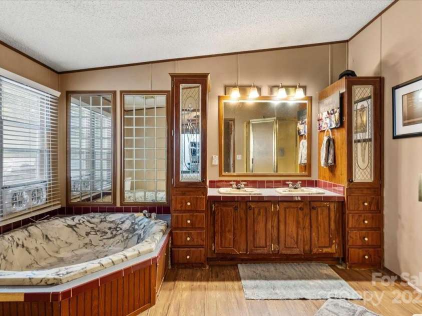 1050 Gold Mine Drive, Catawba, NC 28609.  MLS# CAR4281990, YatesRealty ID 27212. 
