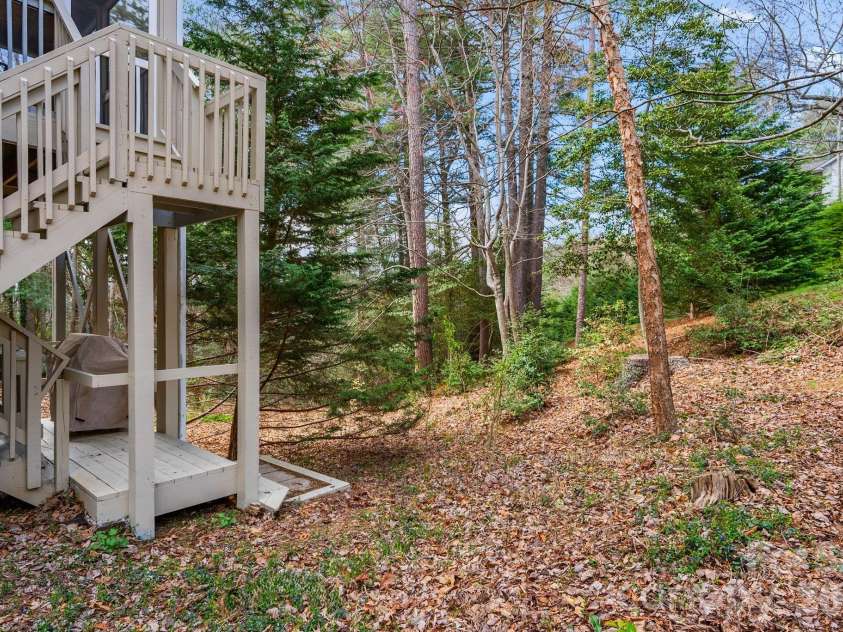 100 Thistle Knoll Court, Asheville, NC 28803.  MLS# CAR4355121, YatesRealty ID 27213. Private setting