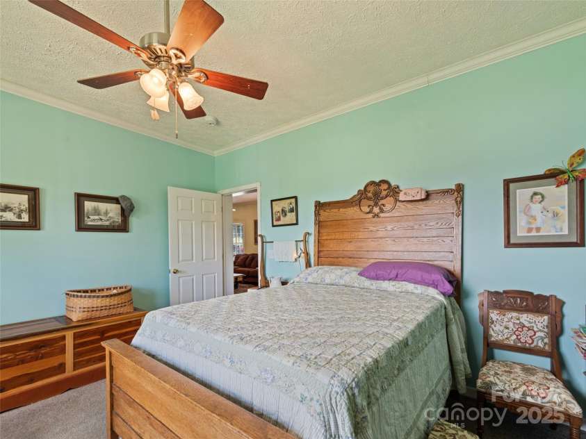 32 Perseverance Drive, Canton, NC 28716.  MLS# CAR4282125, YatesRealty ID 27213. 3rd bedroom