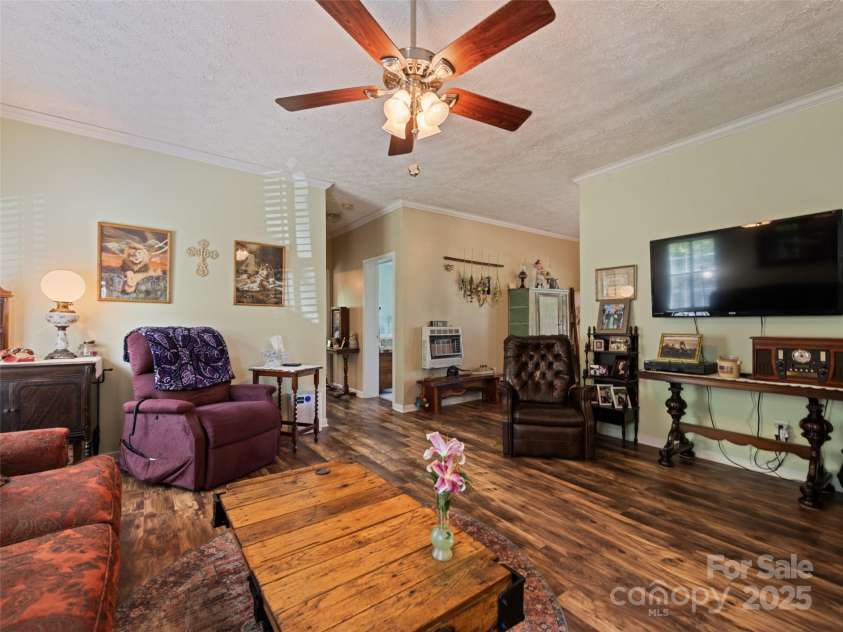 32 Perseverance Drive, Canton, NC 28716.  MLS# CAR4282125, YatesRealty ID 27213. Watch the game and relax