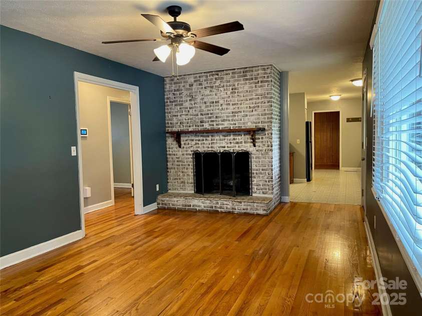 122 Eastview Street, Hudson, NC 28638.  MLS# CAR4283320, YatesRealty ID 27215. 