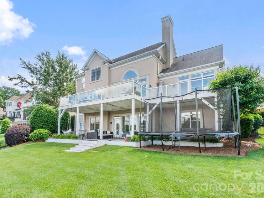 17825 Spinnakers Reach Drive, Cornelius, NC 28031.  MLS# CAR4342423, YatesRealty ID 27215. 