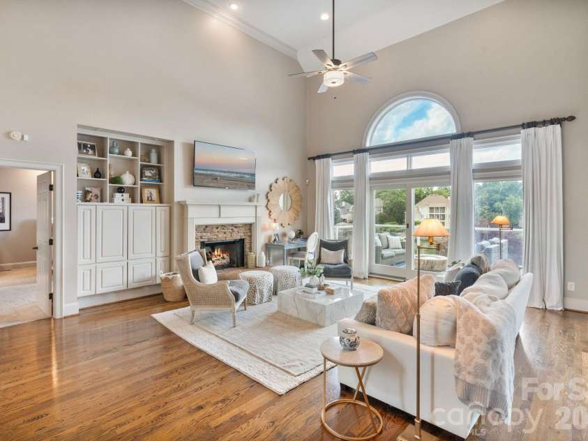 17825 Spinnakers Reach Drive, Cornelius, NC 28031.  MLS# CAR4342423, YatesRealty ID 27215. 