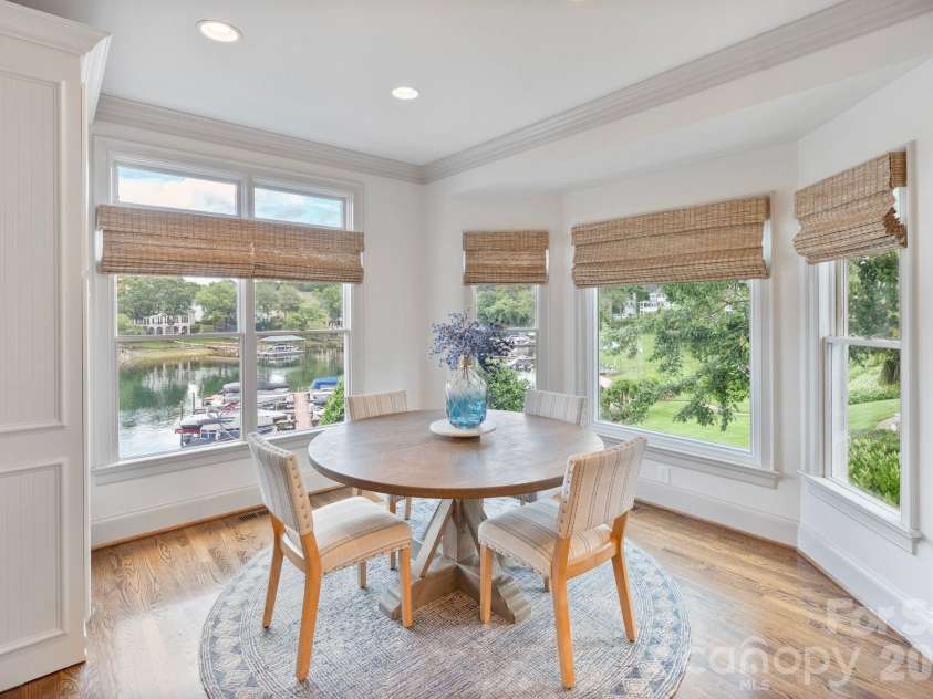 17825 Spinnakers Reach Drive, Cornelius, NC 28031.  MLS# CAR4342423, YatesRealty ID 27215. 