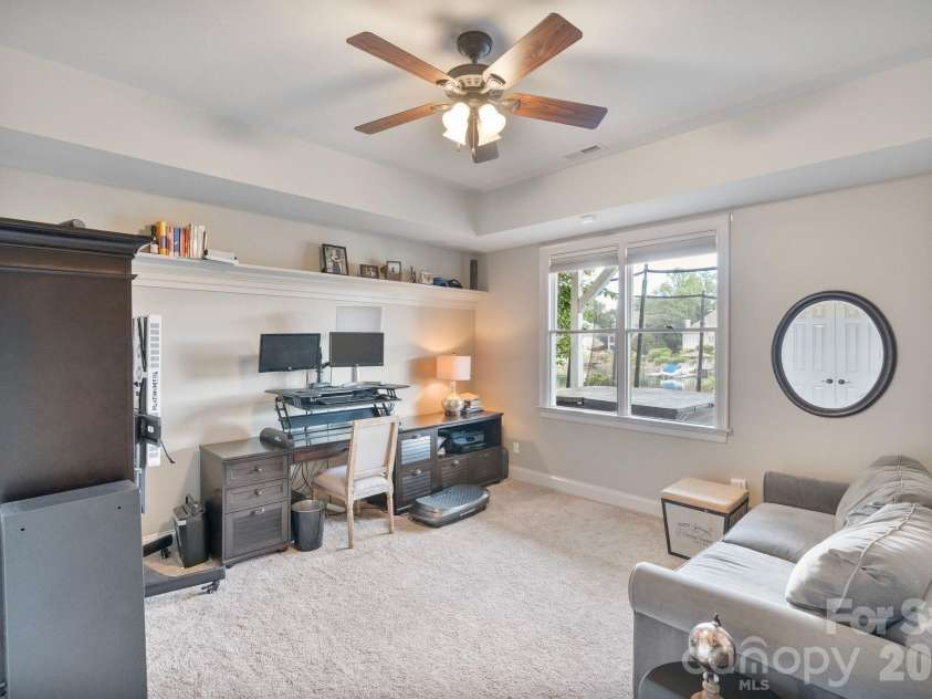 17825 Spinnakers Reach Drive, Cornelius, NC 28031.  MLS# CAR4342423, YatesRealty ID 27215. 
