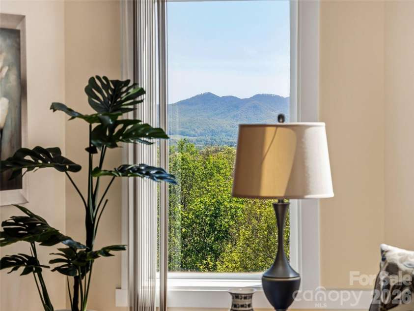 24 Sunnie Rae Lane, Candler, NC 28715.  MLS# CAR4368126, YatesRealty ID 27218. 