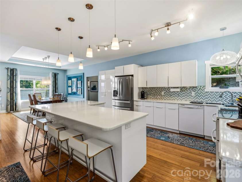 24 Sunnie Rae Lane, Candler, NC 28715.  MLS# CAR4368126, YatesRealty ID 27218. 