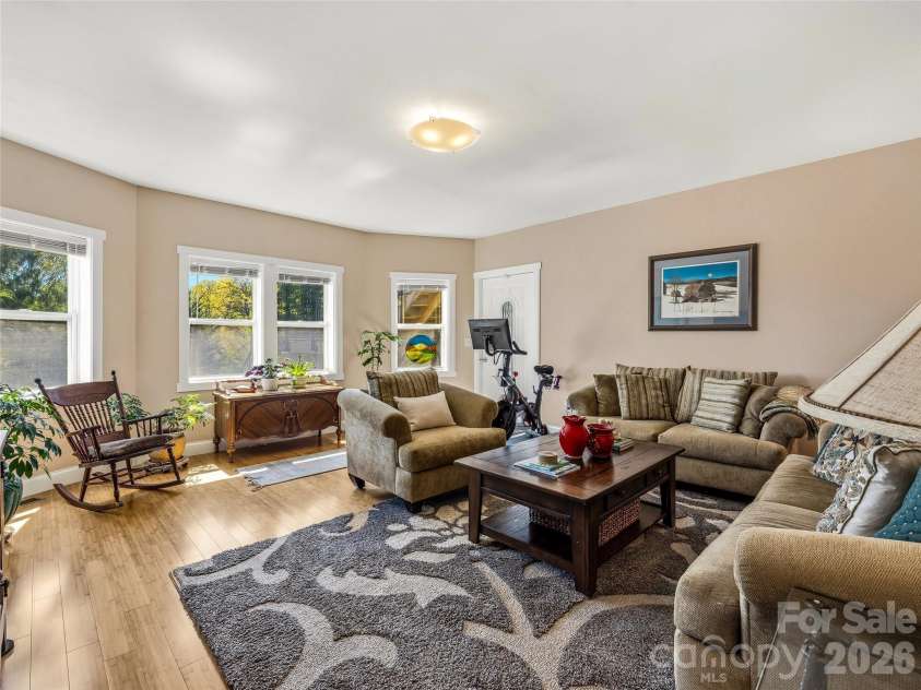 24 Sunnie Rae Lane, Candler, NC 28715.  MLS# CAR4368126, YatesRealty ID 27218. 