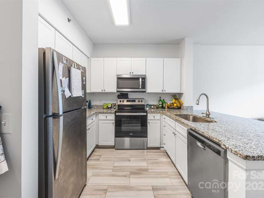 1315 East Boulevard, Charlotte, NC 28203.  MLS# CAR4271106, YatesRealty ID 2722. 