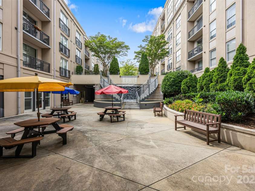 1315 East Boulevard, Charlotte, NC 28203.  MLS# CAR4271106, YatesRealty ID 2722. 