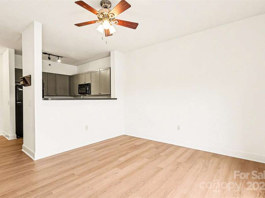 1315 East Boulevard, Charlotte, NC 28203.  MLS# CAR4333744, YatesRealty ID 2722. 