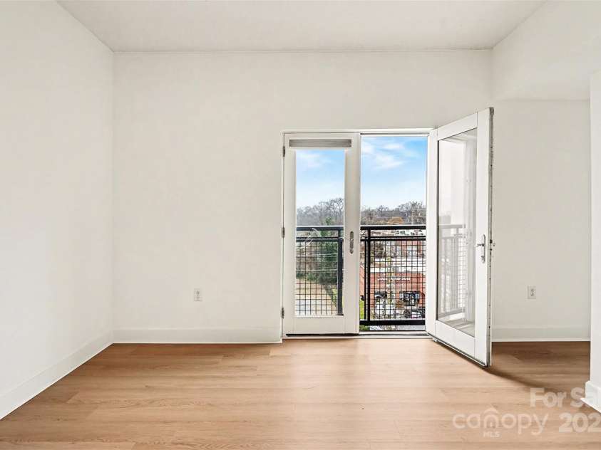 1315 East Boulevard, Charlotte, NC 28203.  MLS# CAR4333744, YatesRealty ID 2722. 