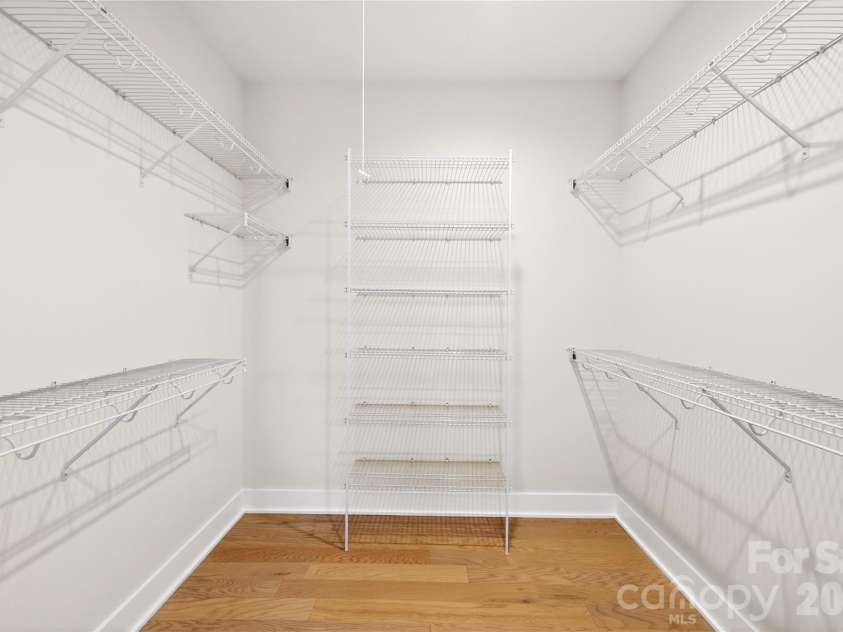 5044 Double Lakes Drive, Charlotte, NC 28212.  MLS# CAR4381424, YatesRealty ID 27220. Large walk in closet.