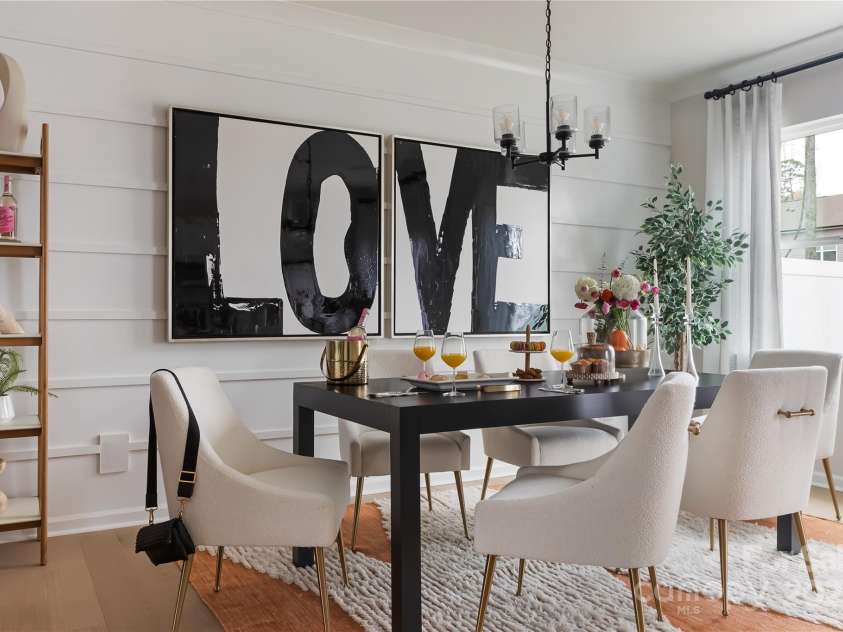 2320 Endeavor Run, Charlotte, NC 28269.  MLS# CAR4283736, YatesRealty ID 27221. The Anson | Fifteen 15 Cannon *actual finishes, structural selections, and orientation may vary.