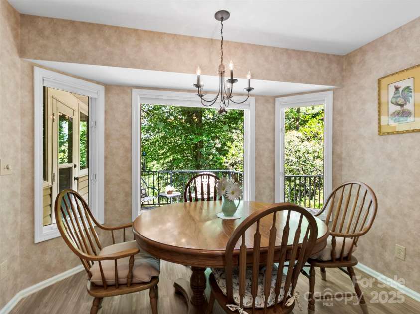 1820 Riverview Court, Hendersonville, NC 28739.  MLS# CAR4283743, YatesRealty ID 27222. 