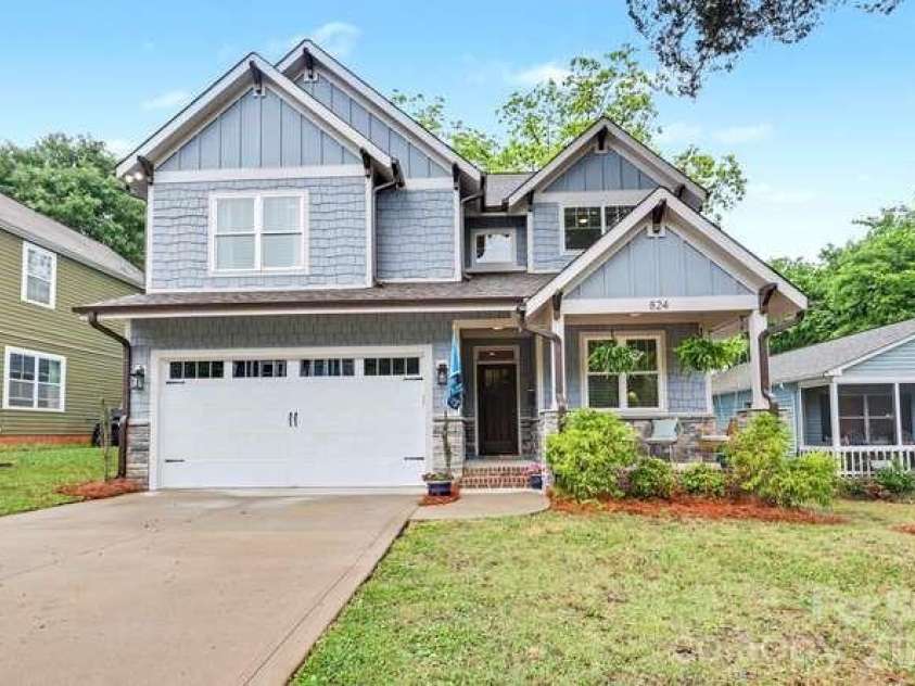 824 16th Street, Charlotte, NC 28205.  MLS# CAR4374730, YatesRealty ID 27222. 