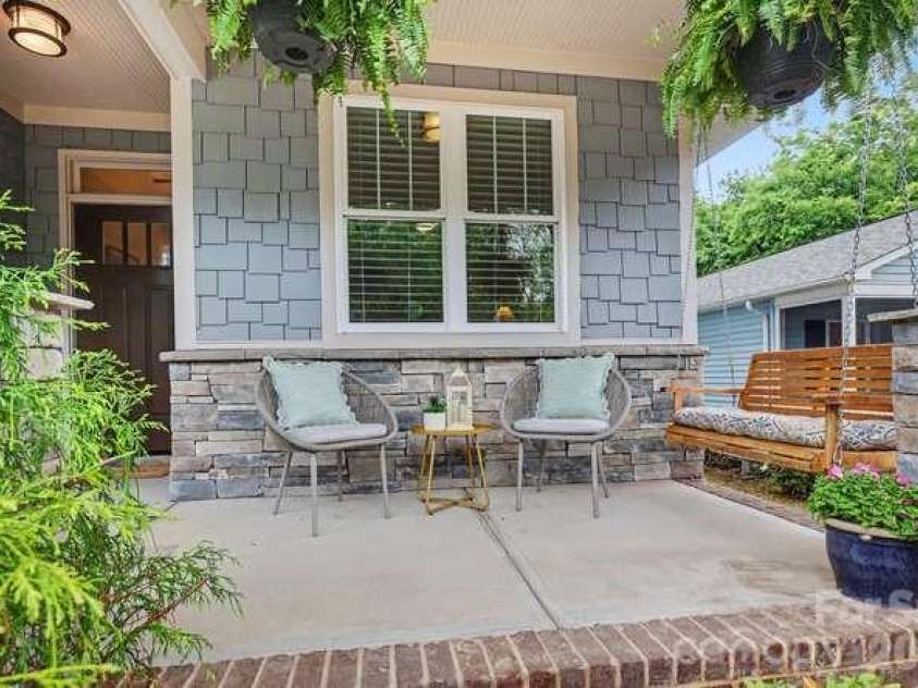 824 16th Street, Charlotte, NC 28205.  MLS# CAR4374730, YatesRealty ID 27222. 