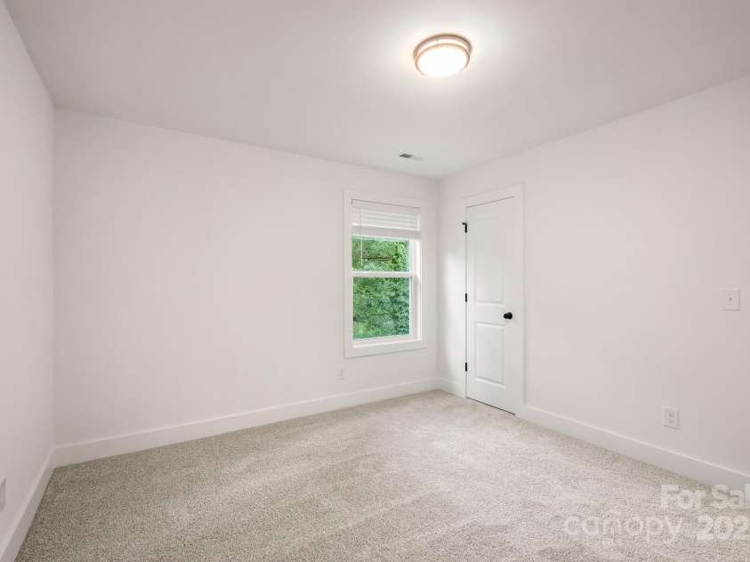 1110 Hardin Drive, Shelby, NC 28150.  MLS# CAR4283773, YatesRealty ID 27223. 