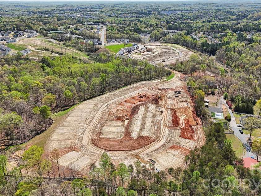 1706 Hubert Graham Way, Tega Cay, SC 29708.  MLS# CAR4389115, YatesRealty ID 27224. River Falls Community