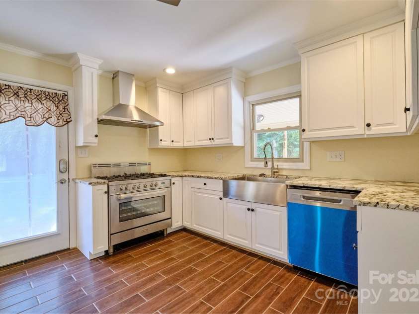 293 Mellon Road, Belmont, NC 28012.  MLS# CAR4283807, YatesRealty ID 27225. 