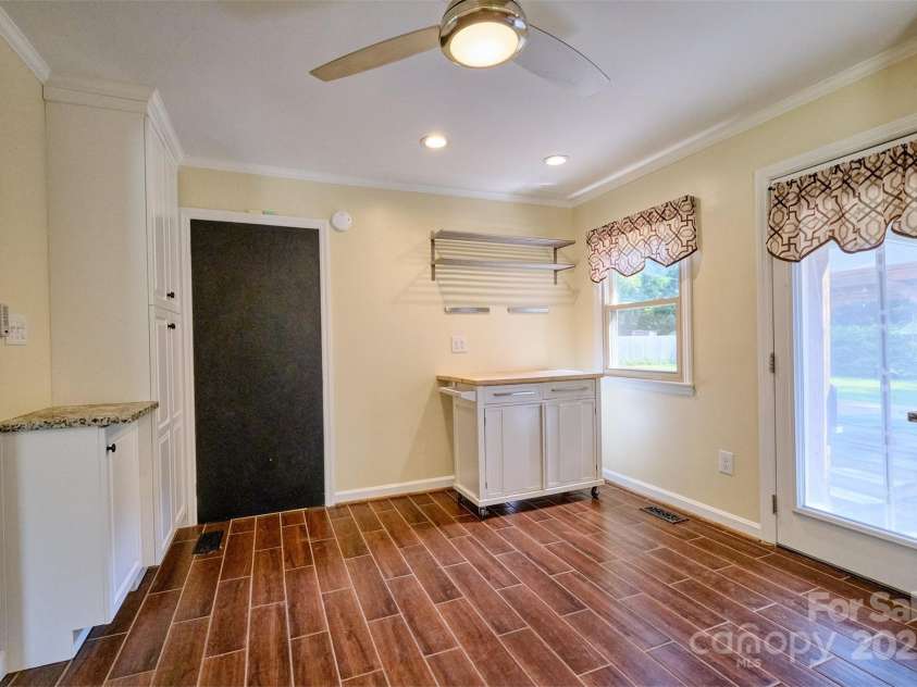 293 Mellon Road, Belmont, NC 28012.  MLS# CAR4283807, YatesRealty ID 27225. 