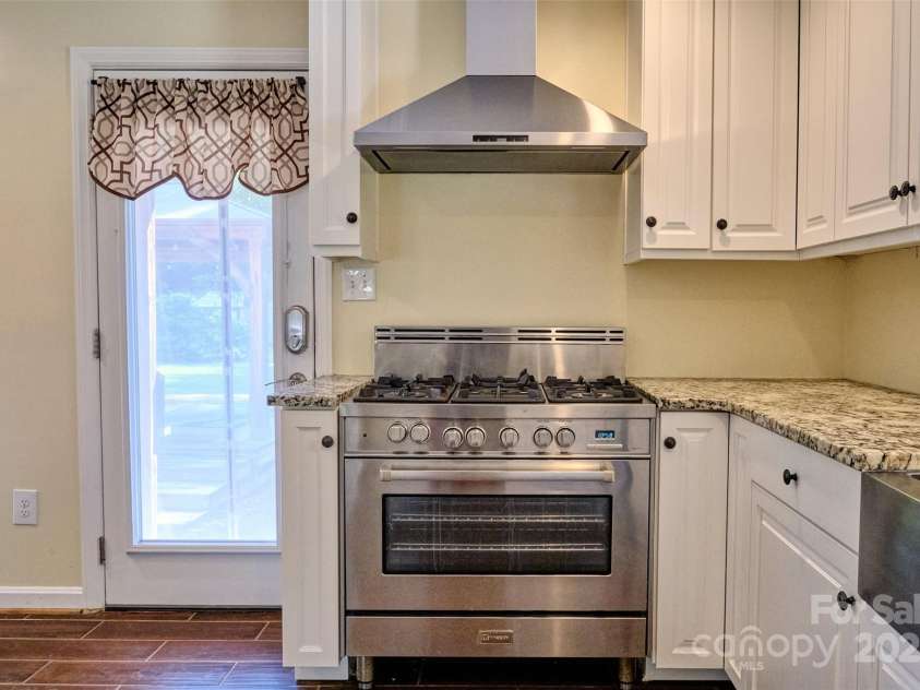 293 Mellon Road, Belmont, NC 28012.  MLS# CAR4283807, YatesRealty ID 27225. 