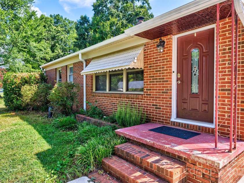 293 Mellon Road, Belmont, NC 28012.  MLS# CAR4283807, YatesRealty ID 27225. 