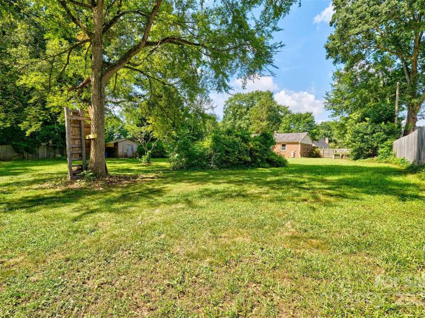 293 Mellon Road, Belmont, NC 28012.  MLS# CAR4283807, YatesRealty ID 27225. 