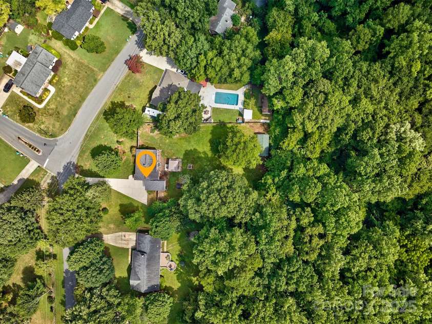 293 Mellon Road, Belmont, NC 28012.  MLS# CAR4283807, YatesRealty ID 27225. 